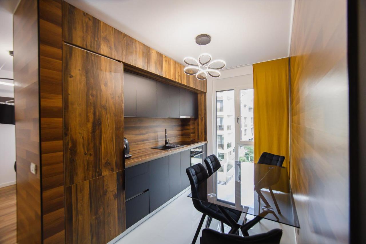 Chocolate Delight At West Residence Oradea Εξωτερικό φωτογραφία