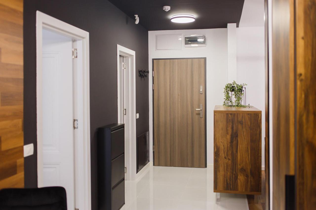 Chocolate Delight At West Residence Oradea Εξωτερικό φωτογραφία