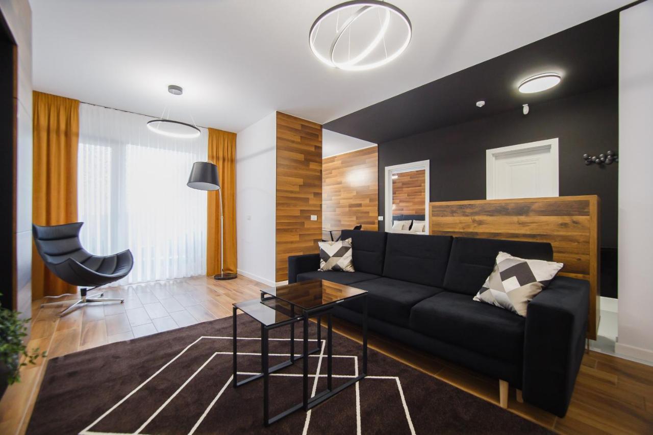Chocolate Delight At West Residence Oradea Εξωτερικό φωτογραφία