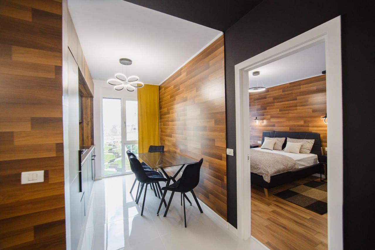 Chocolate Delight At West Residence Oradea Εξωτερικό φωτογραφία