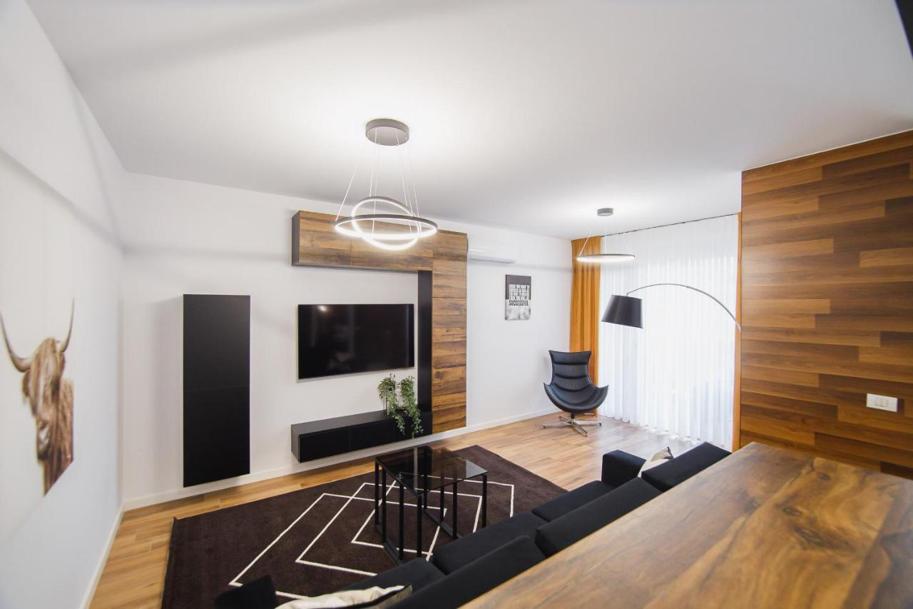 Chocolate Delight At West Residence Oradea Εξωτερικό φωτογραφία